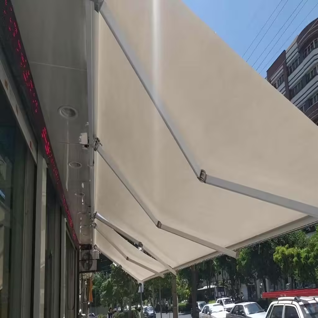 کاربرد و ویژگی‌های سایبان‌ برقی