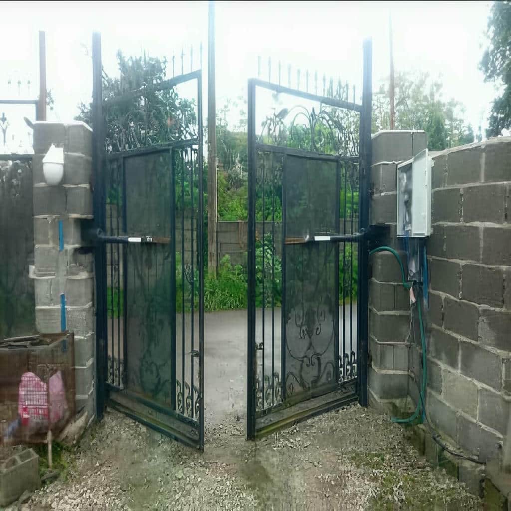 جک درب پارکینگ در رفسنجان