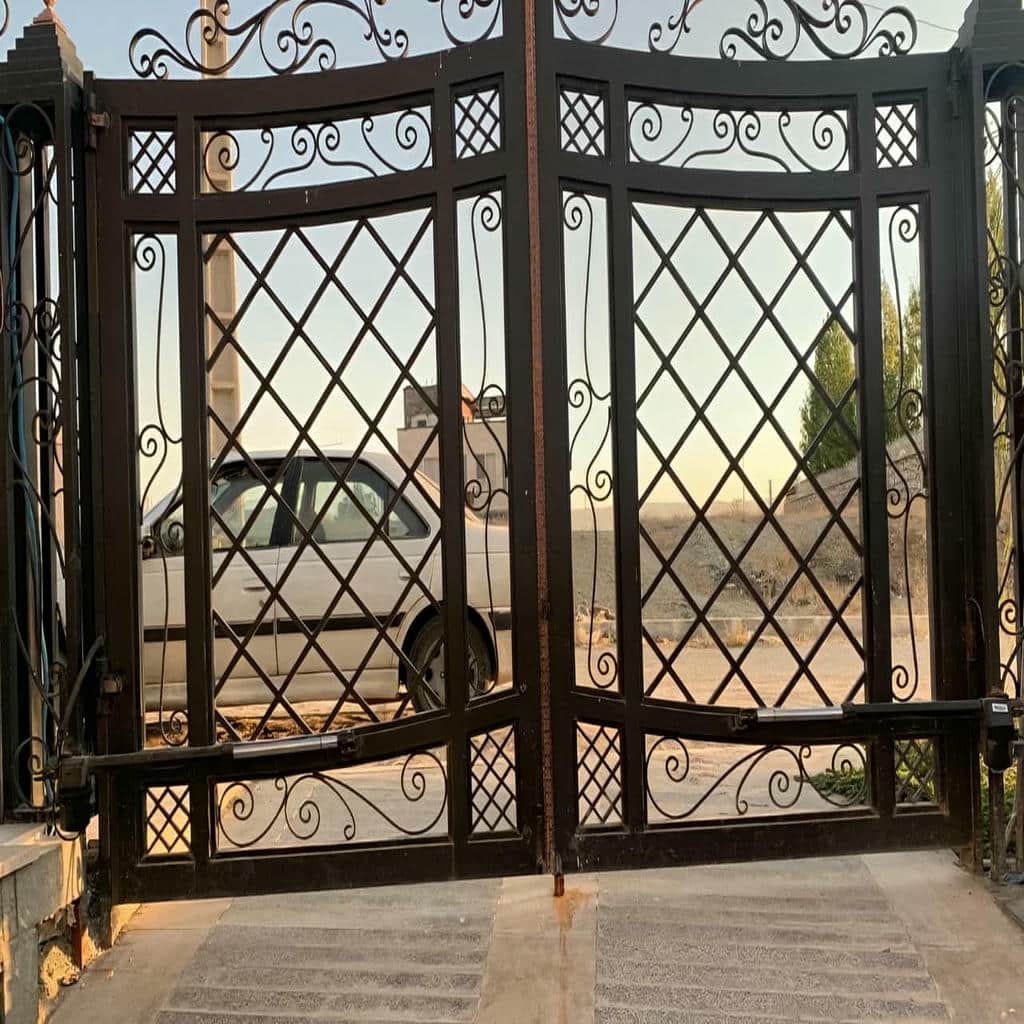 خرید جک درب پارکینگ مسکونی در رشت خرید جک درب پارکینگ مسکونی در رشت