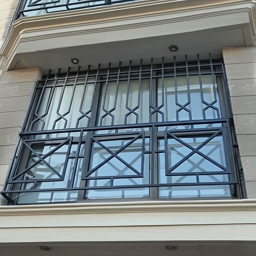 خرید حفاظ پنجره فرفورژه کلاسیک در بومهن