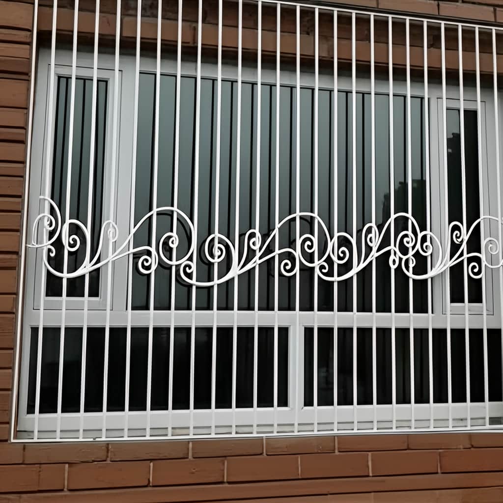 خرید حفاظ پنجره ساده مربعی در همدان