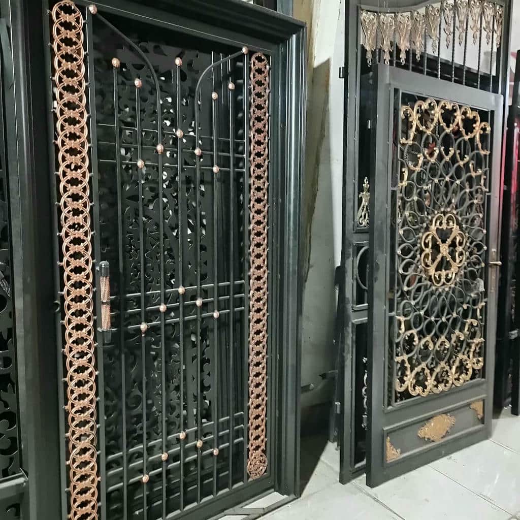 خرید درب حیاط یراق هماهنگ در کمال شهر