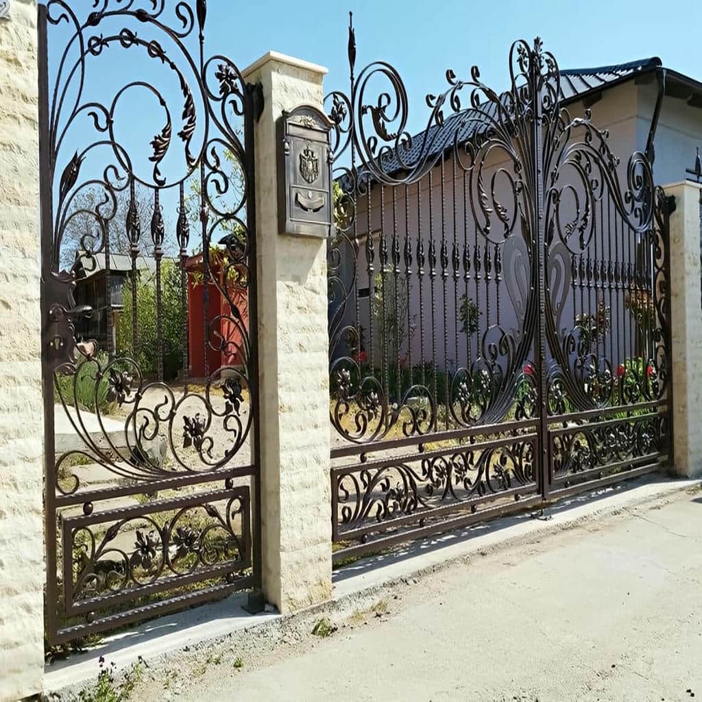 کارخانه درب حیاط سفارشی دقیق در بومهن
