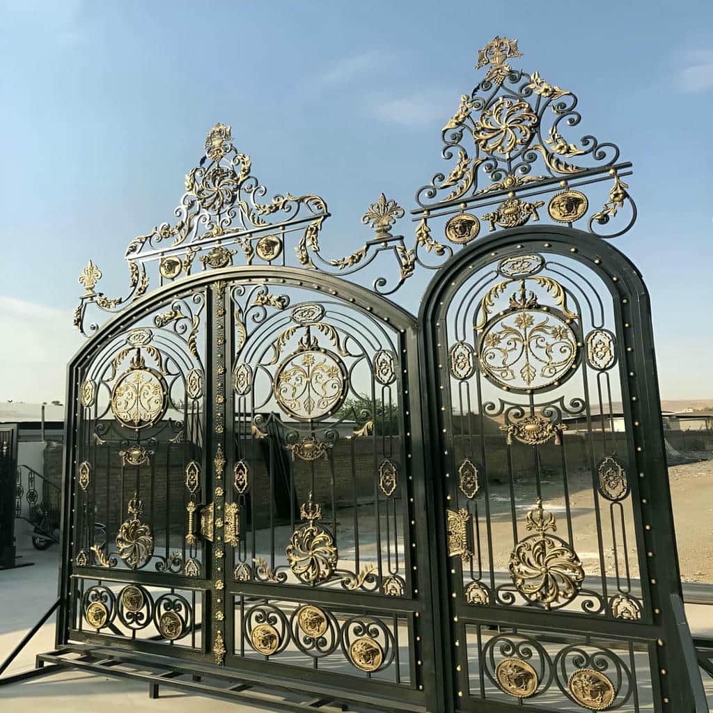 نصب درب حیاط رنگ کوره ای در اندیشه