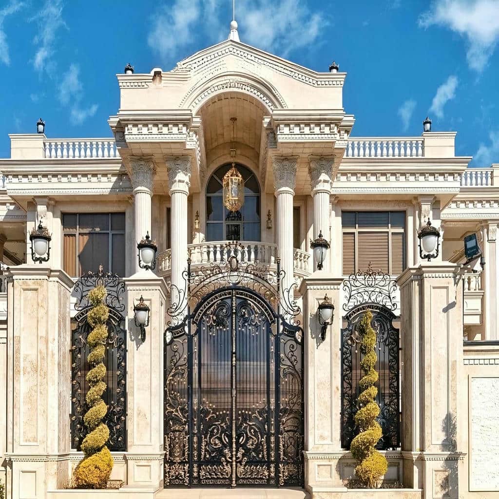 قیمت درب حیاط با یراق استاندارد در کرمانشاه