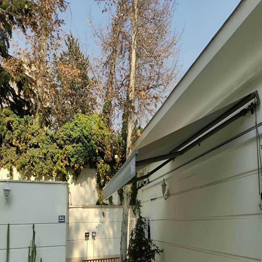 کارخانه سایبان برقی سازه مستحکم در کاشان