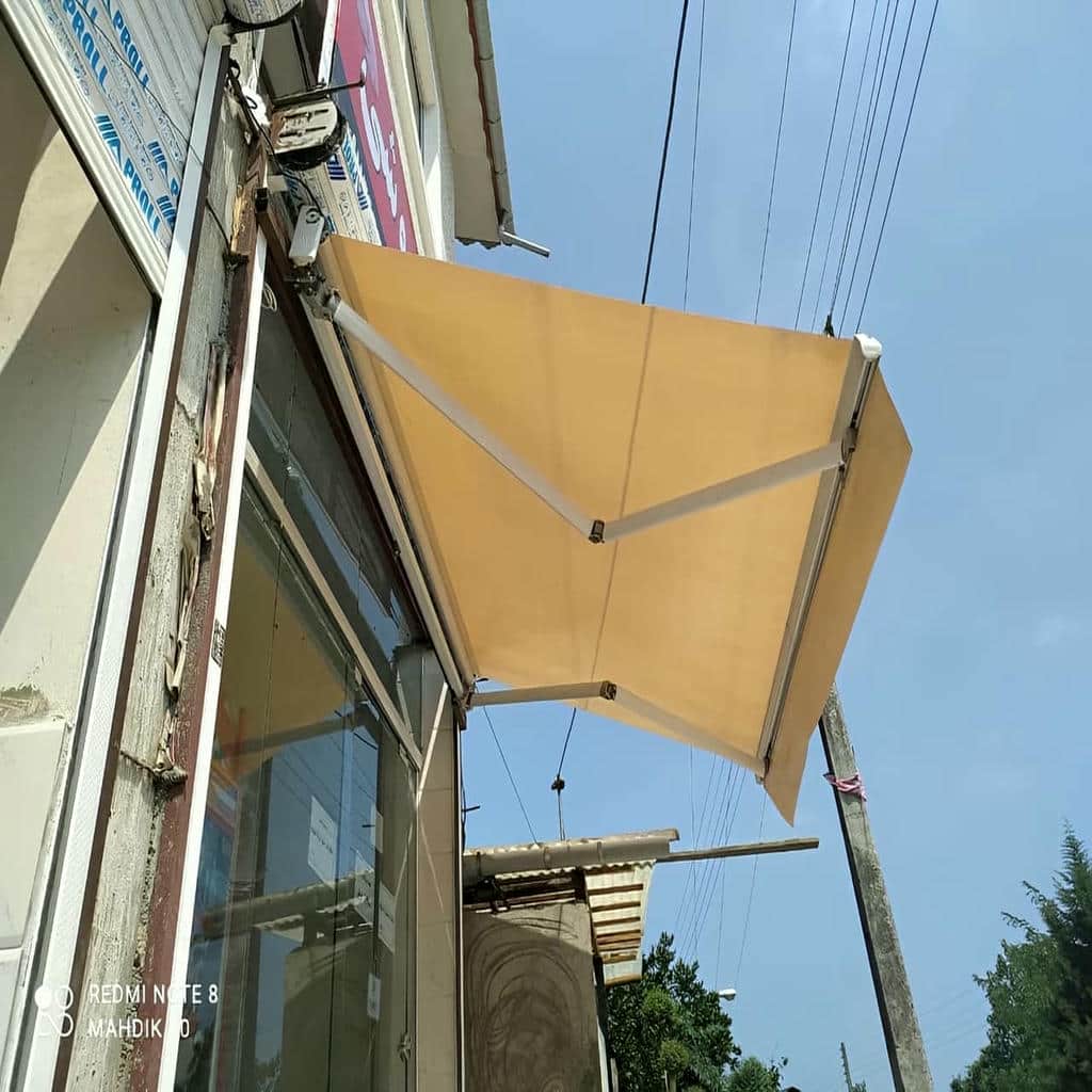 نصب سایبان برقی مغازه در محمدشهر