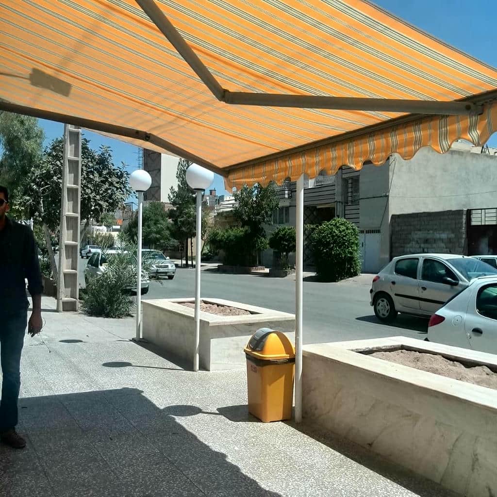 کارخانه سایبان برقی سازه مستحکم در یزد