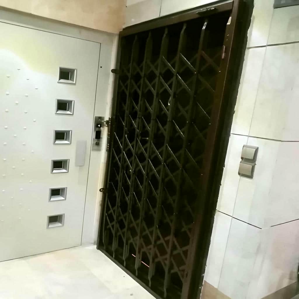 قیمت درب آکاردئونی قفل ضددریل در مشهد