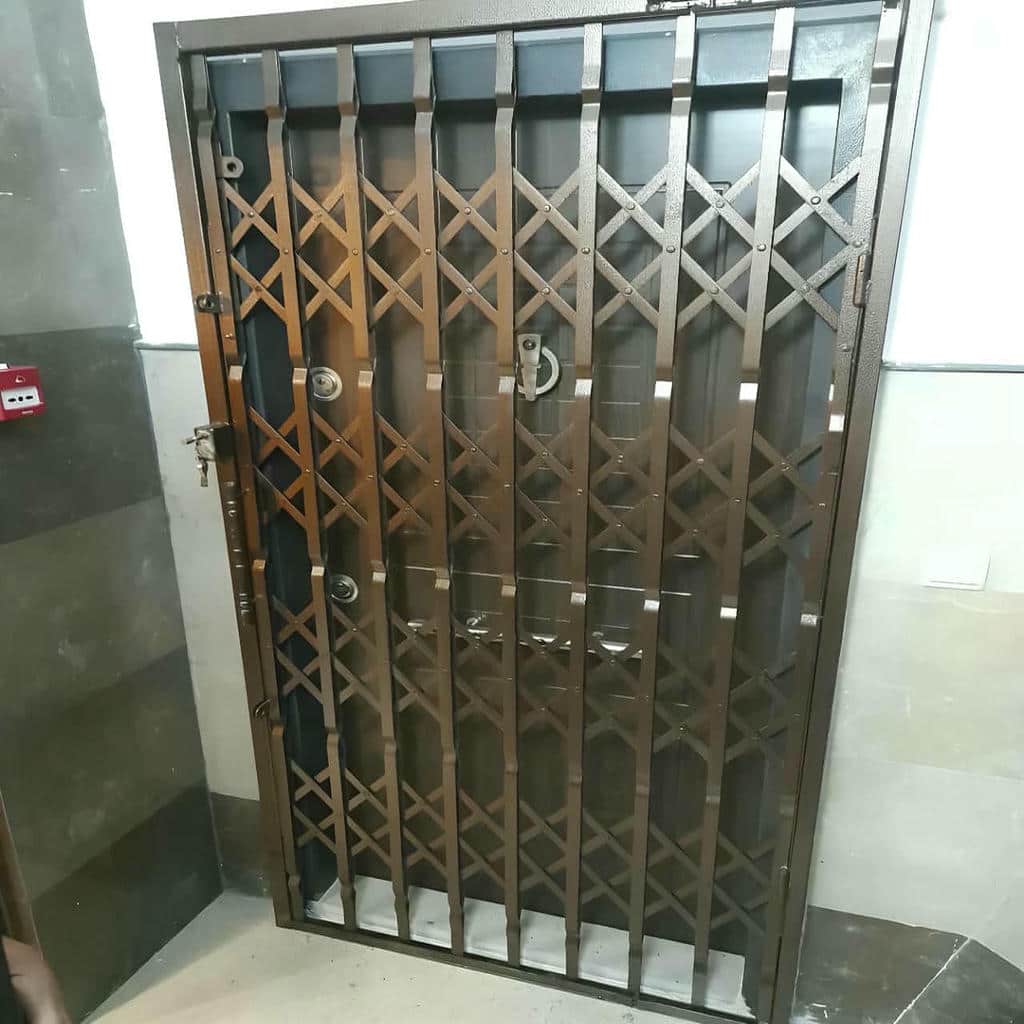 نصب درب آکاردئونی چهارگل در پردیس