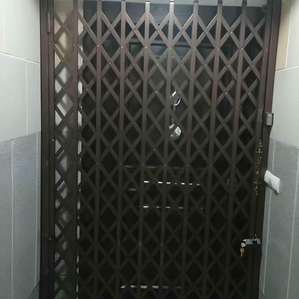 قیمت درب آکاردئونی سه گل در سقز
