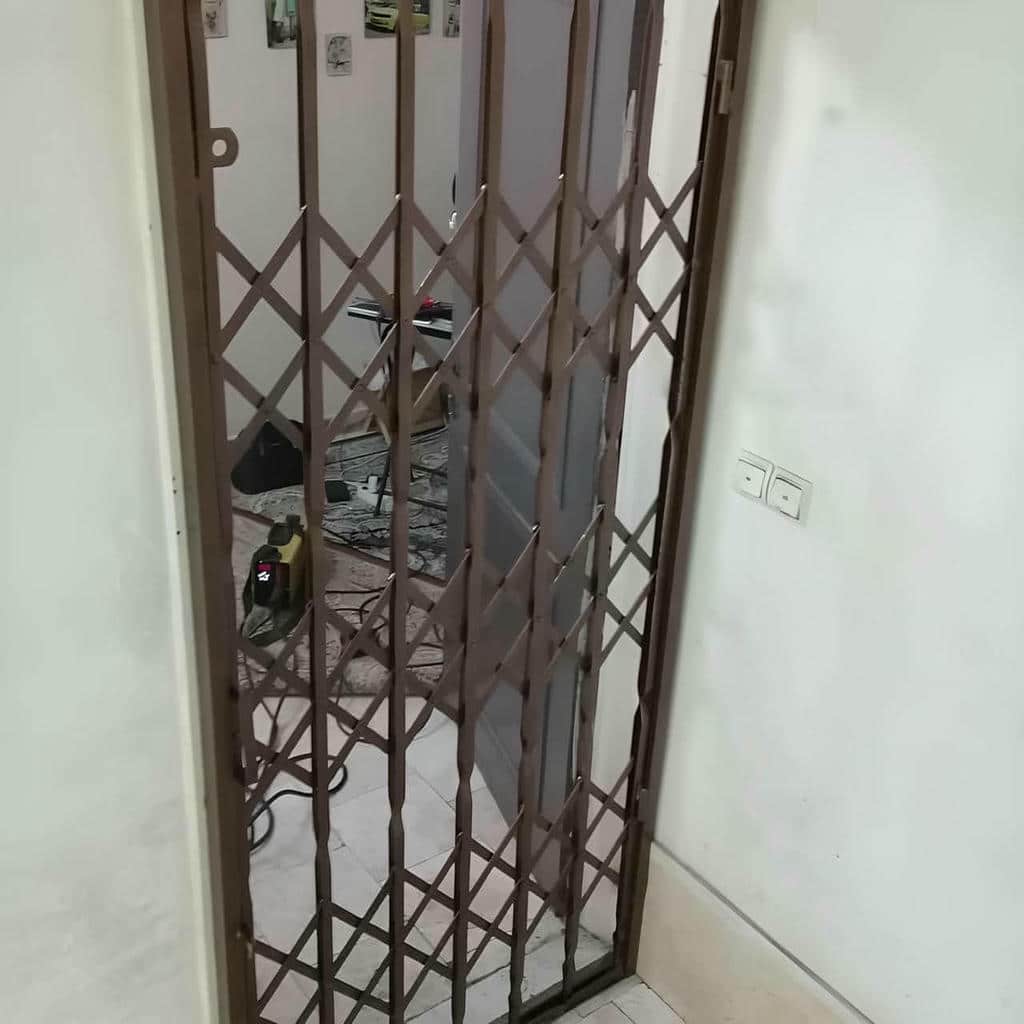 خرید درب آکاردئونی قفل ضدبرش در نوشهر