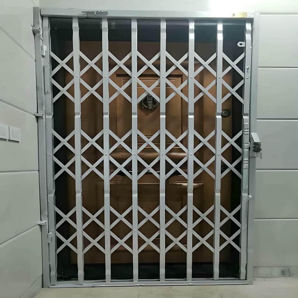 درب آکاردئونی در فردیس کرج