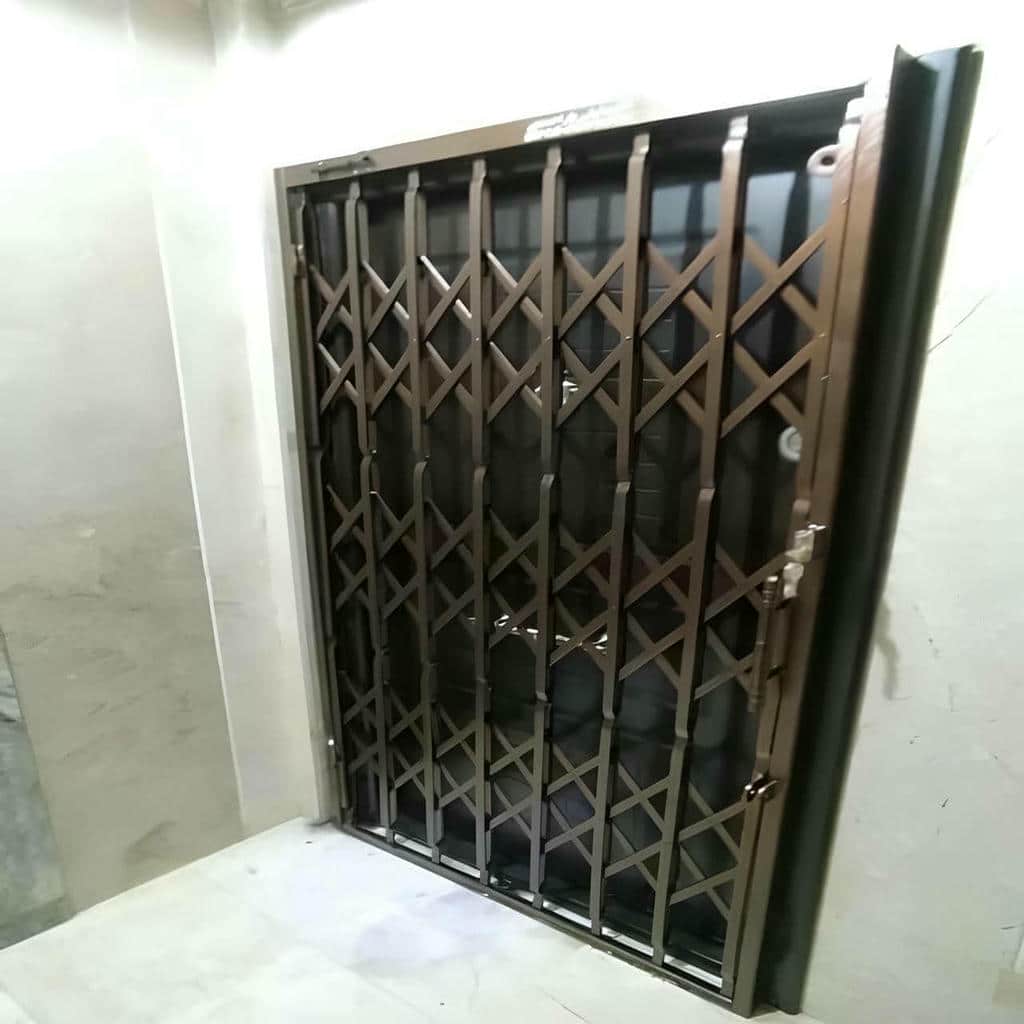 کارخانه درب آکاردئونی آهنی در آبسرد