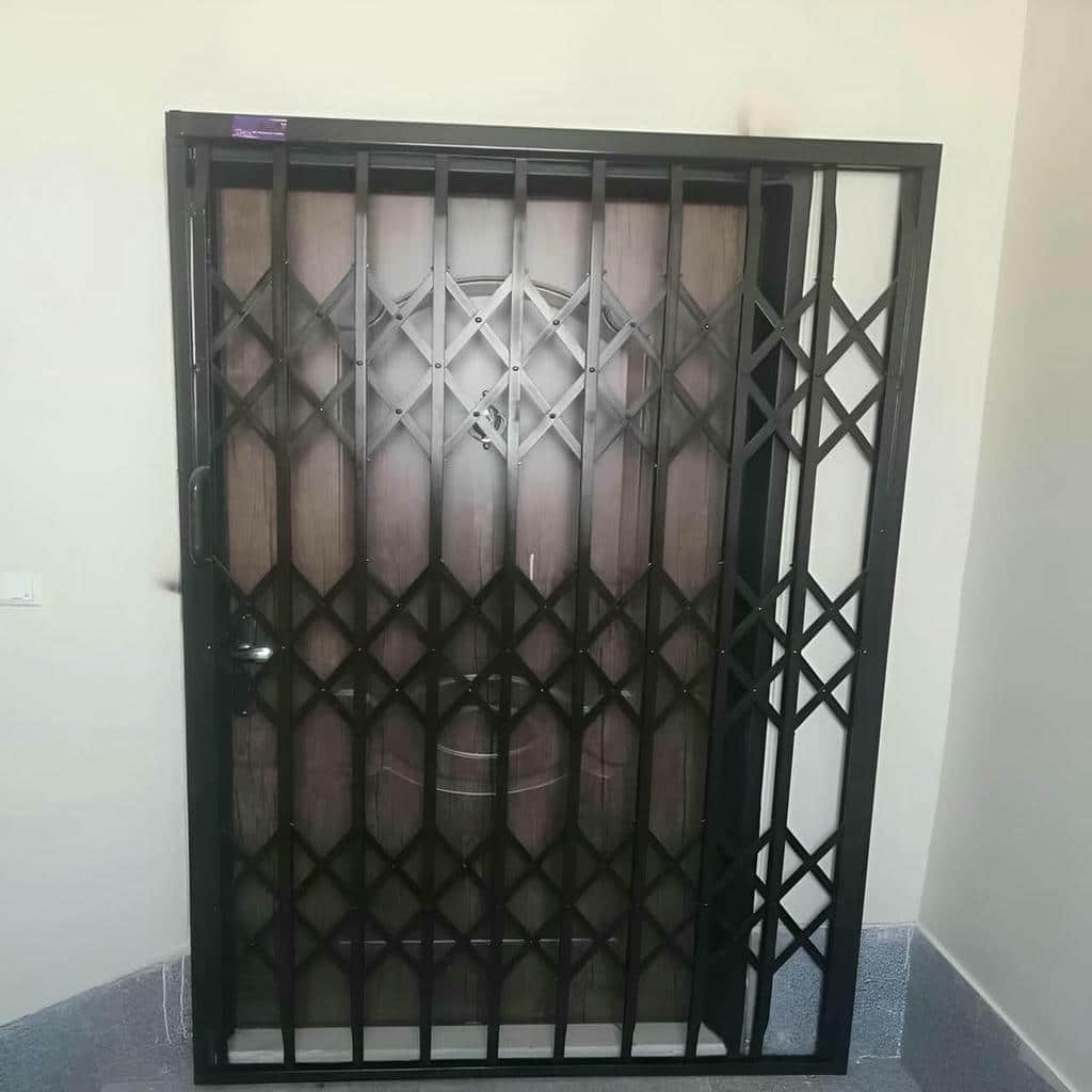 قیمت درب آکاردئونی سه گل در بومهن