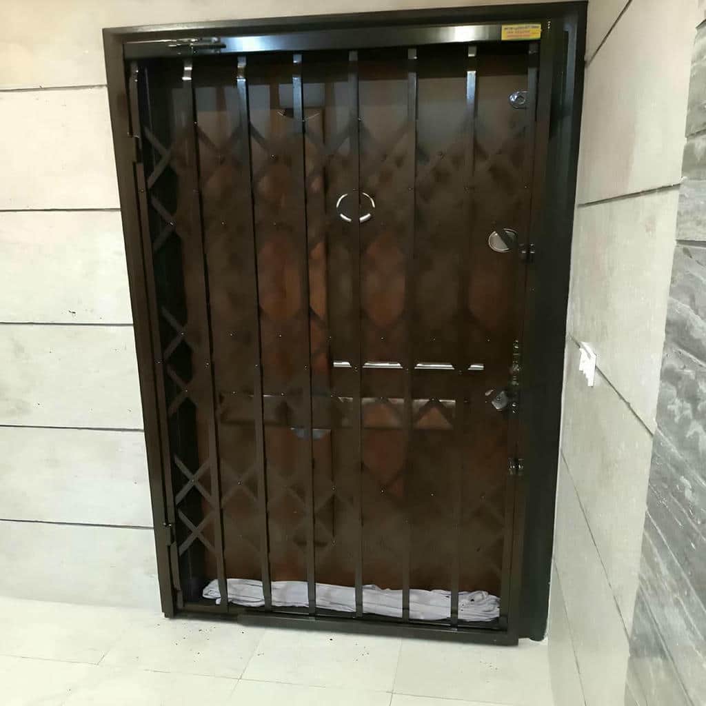 کارخانه درب آکاردئونی با پوشش ضدزنگ در فردیس کرج