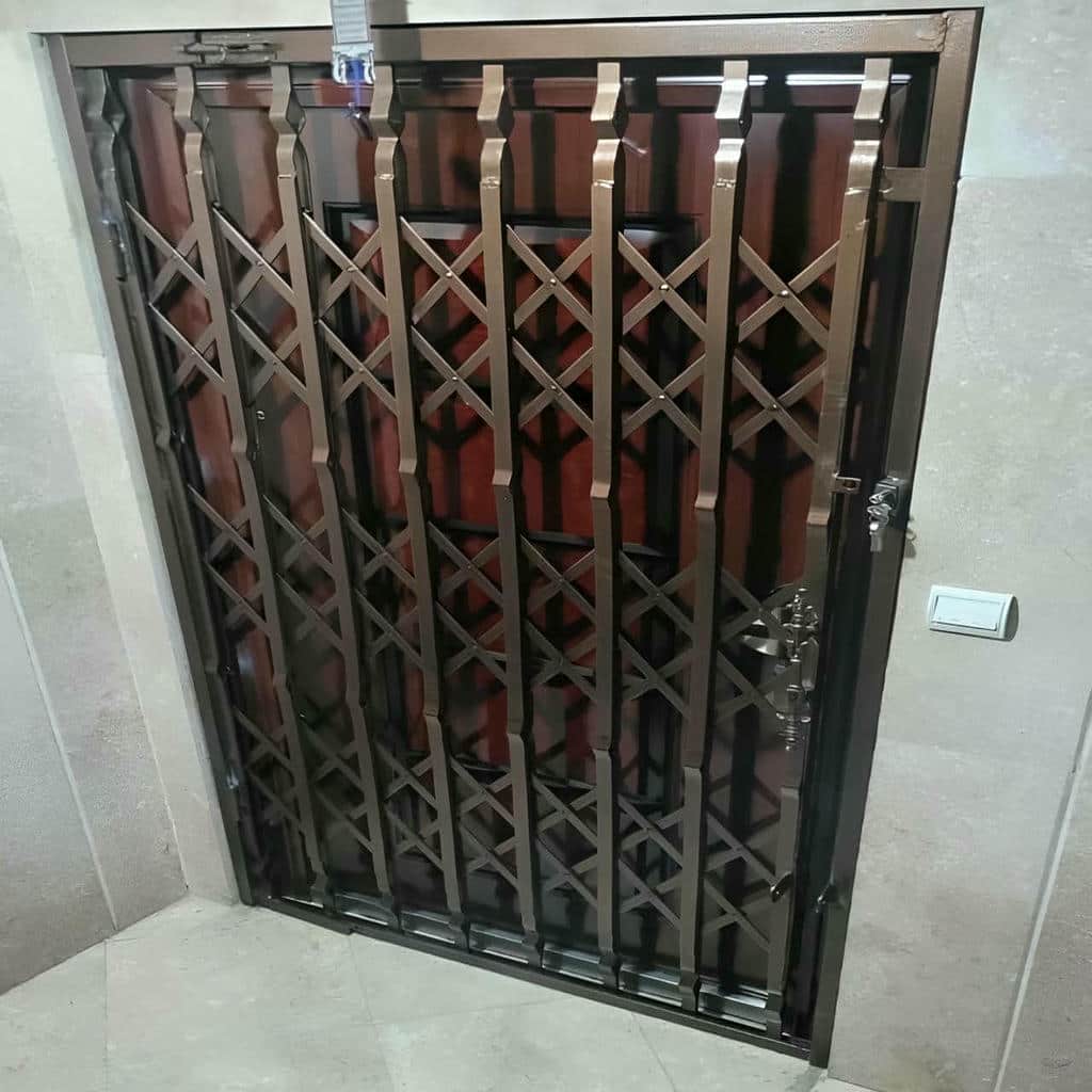 نصب درب کشویی آکاردئونی در عظیمیه کرج