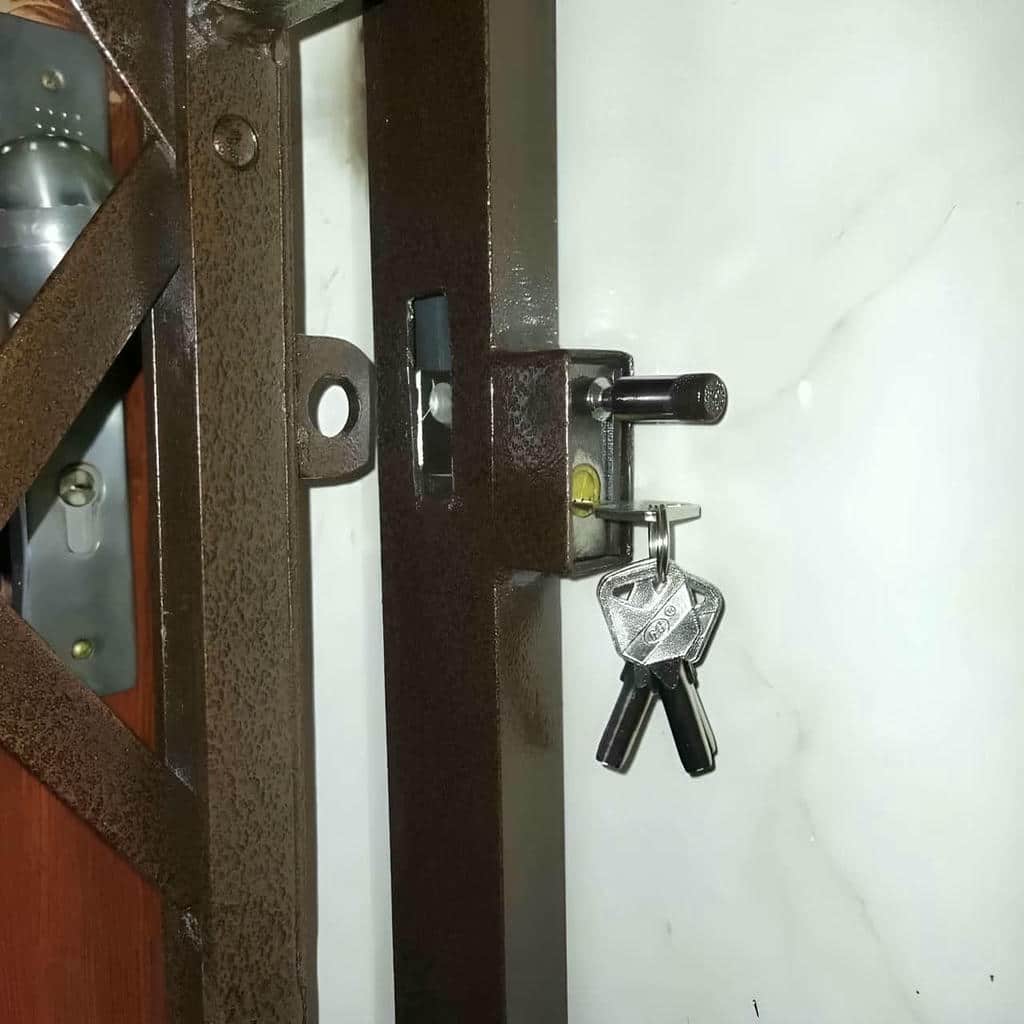 قیمت درب آکاردئونی سه گل در گرگان