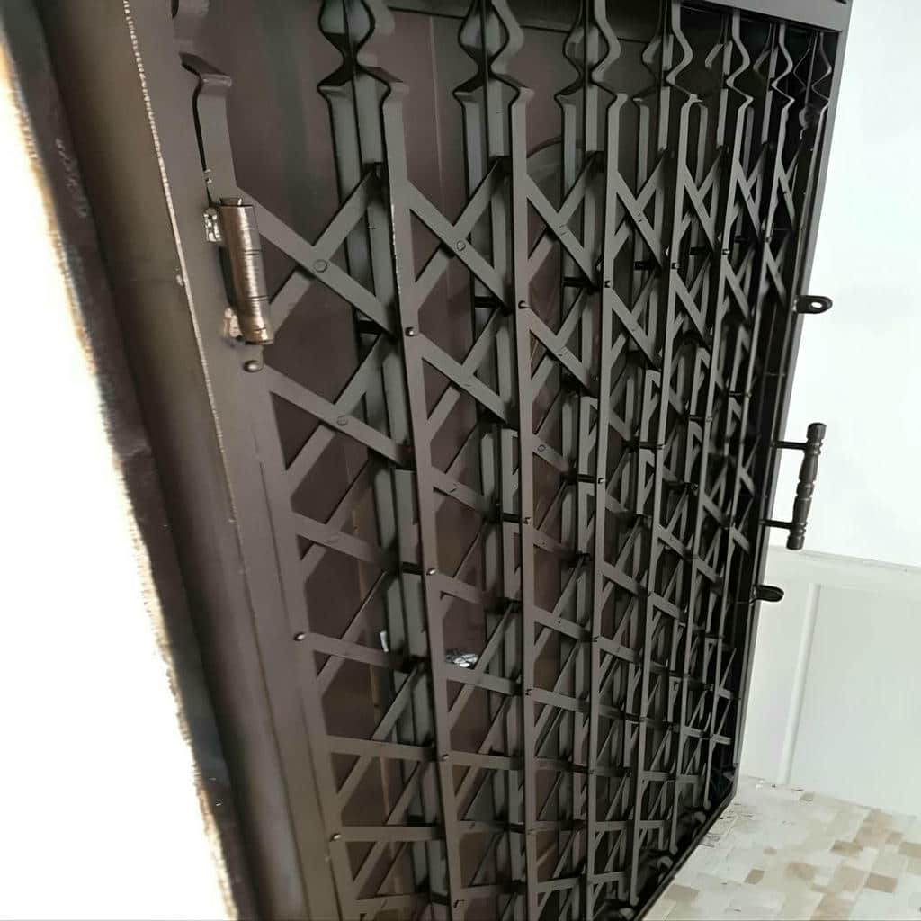 فروش درب آکاردئونی تمام گل در شهرکرد فروش درب آکاردئونی تمام گل در شهرکرد