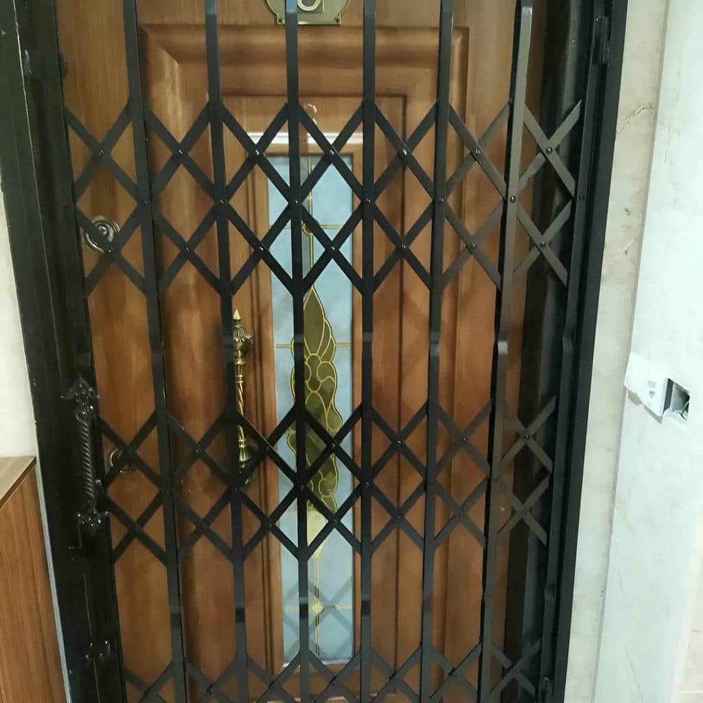 فروش درب آکاردئونی تمام گل در رشت فروش درب آکاردئونی تمام گل در رشت