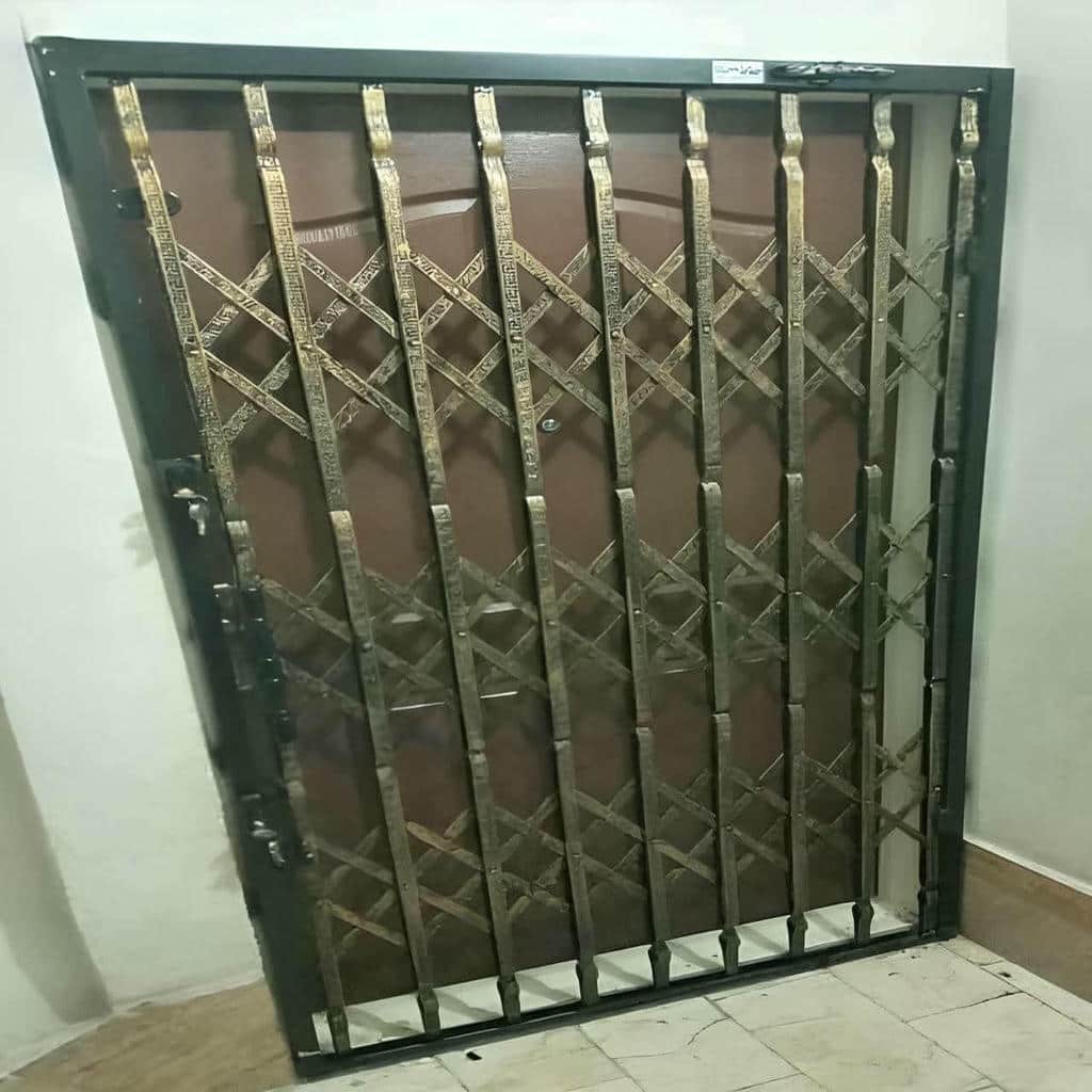 کارخانه درب آکاردئونی با یراق مطمئن در عظیمیه کرج