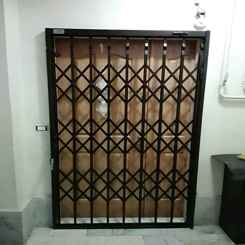 قیمت درب آکاردئونی سه گل در بندر بوشهر