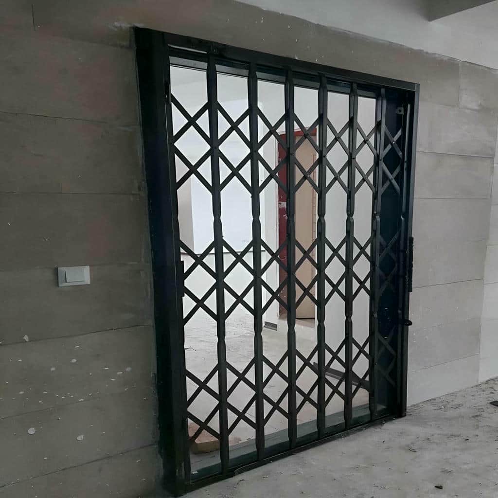 نصب درب کشویی آکاردئونی در شهریار