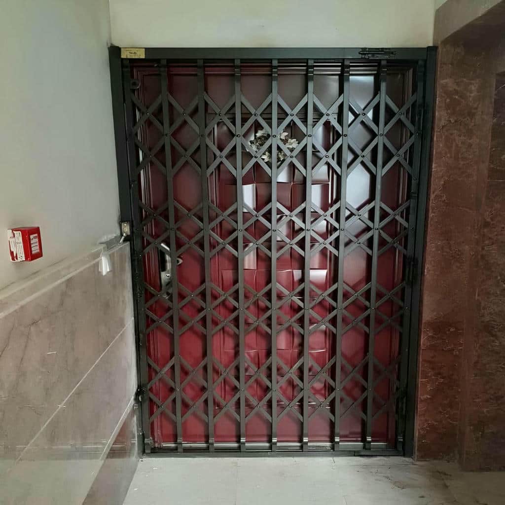 کارخانه درب آکاردئونی آهنی در ایلام