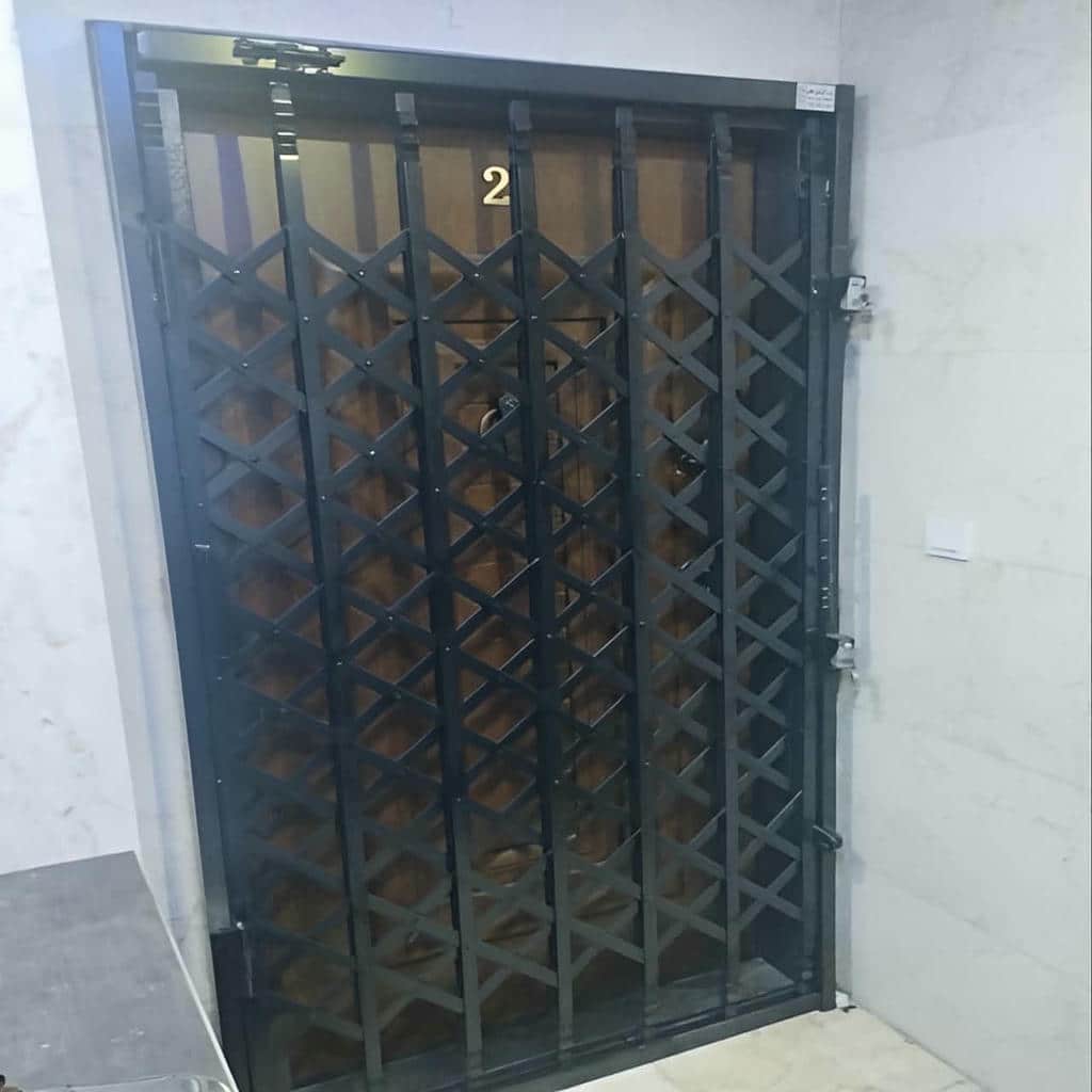 خرید درب آکاردئونی تمام گل در طالقان