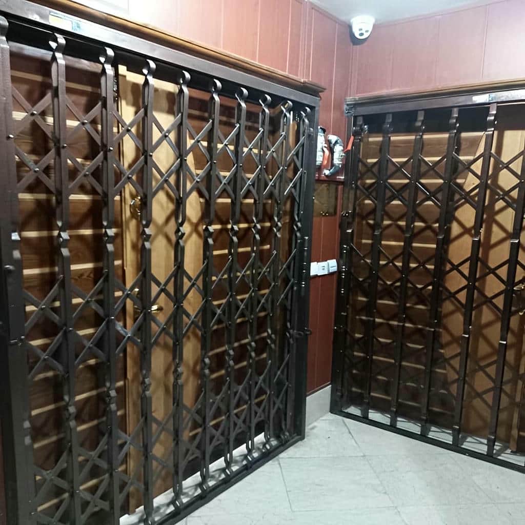 فروش درب آکاردئونی تمام گل در بابل