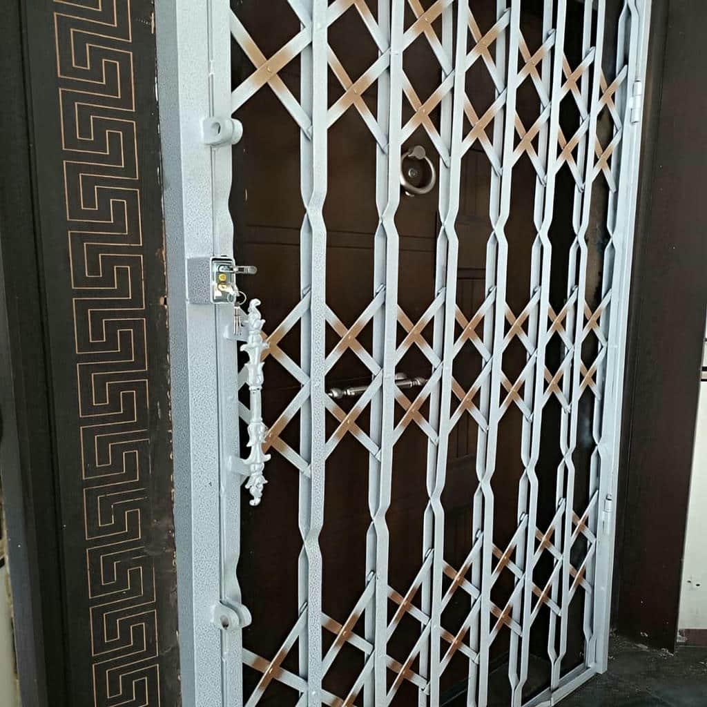 خرید درب آکاردئونی دوگل در اردبیل