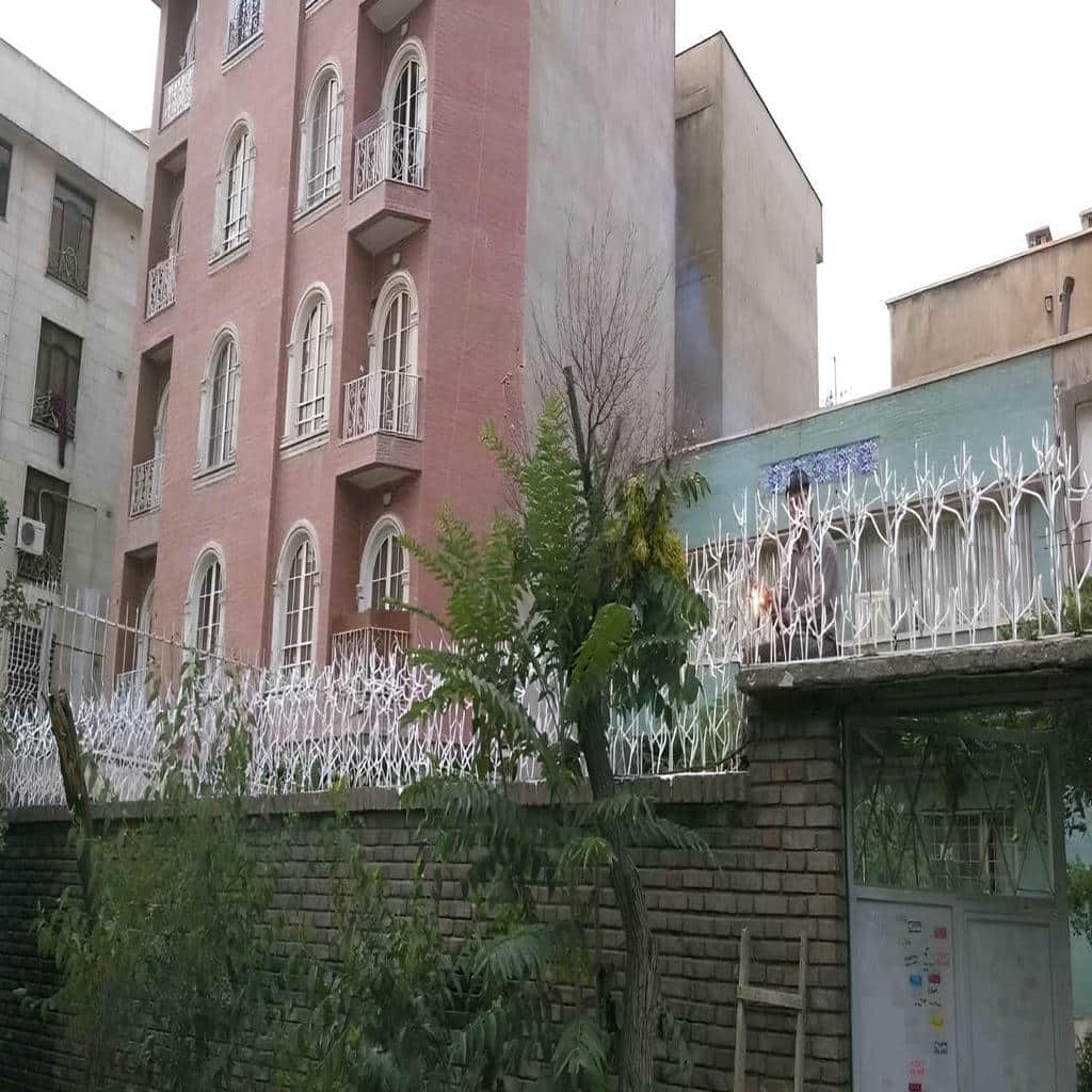 کارخانه حفاظ شاخ گوزنی دیوار سفارشی در خرم آباد
