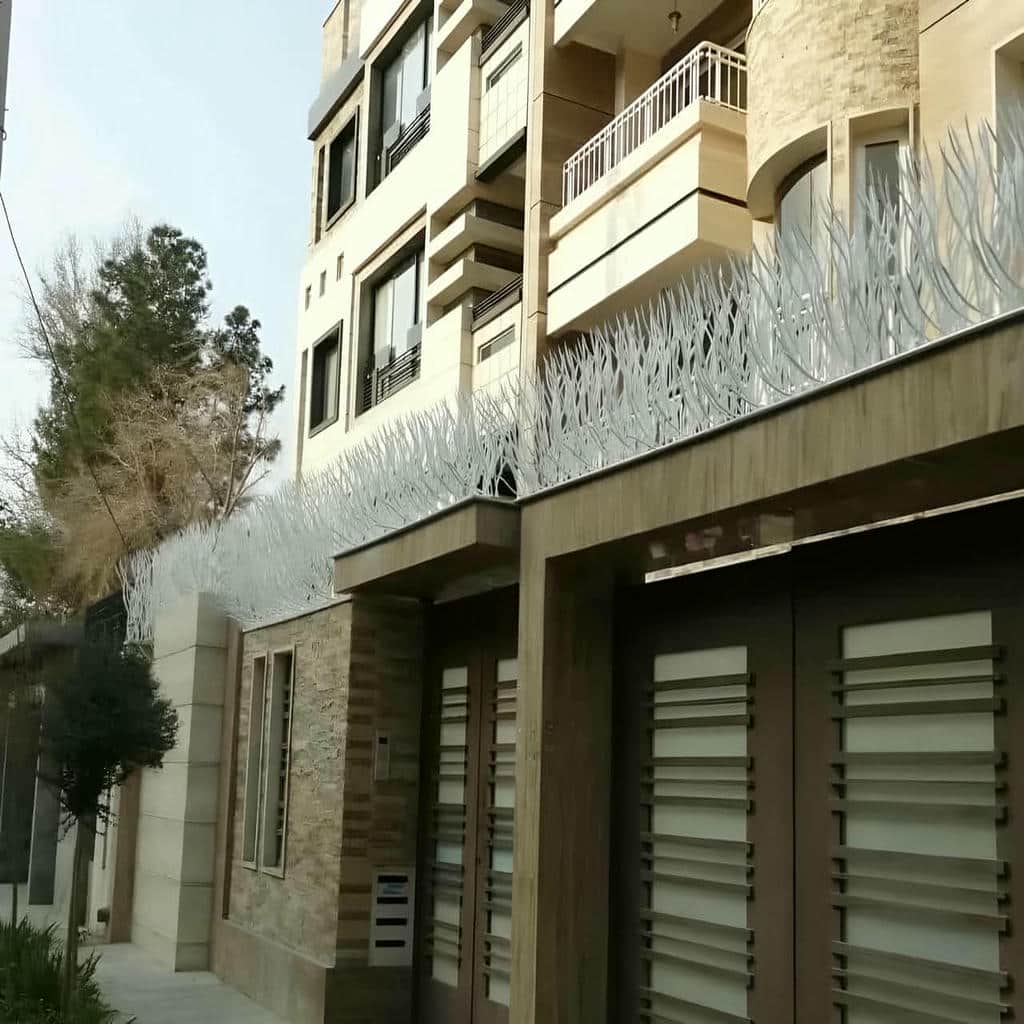 خرید حفاظ شاخ گوزنی دیوار ویلایی در بیرجند خرید حفاظ شاخ گوزنی دیوار ویلایی در بیرجند