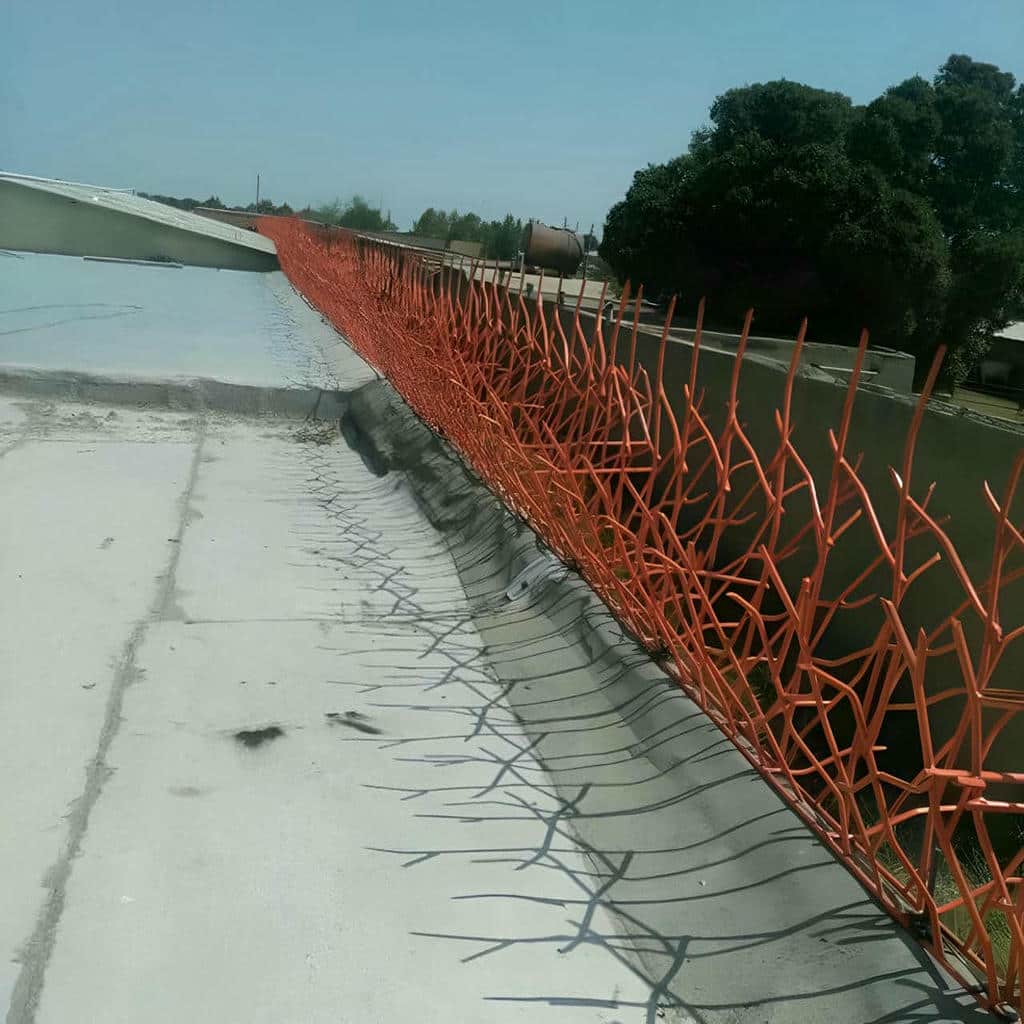 نصب حفاظ شاخ گوزنی دیوار ویلا در کرمان