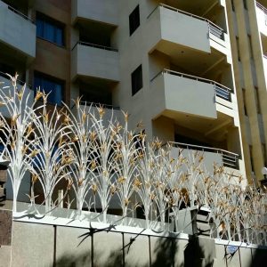 حفاظ شاخ گوزنی دیوار در خرم آباد