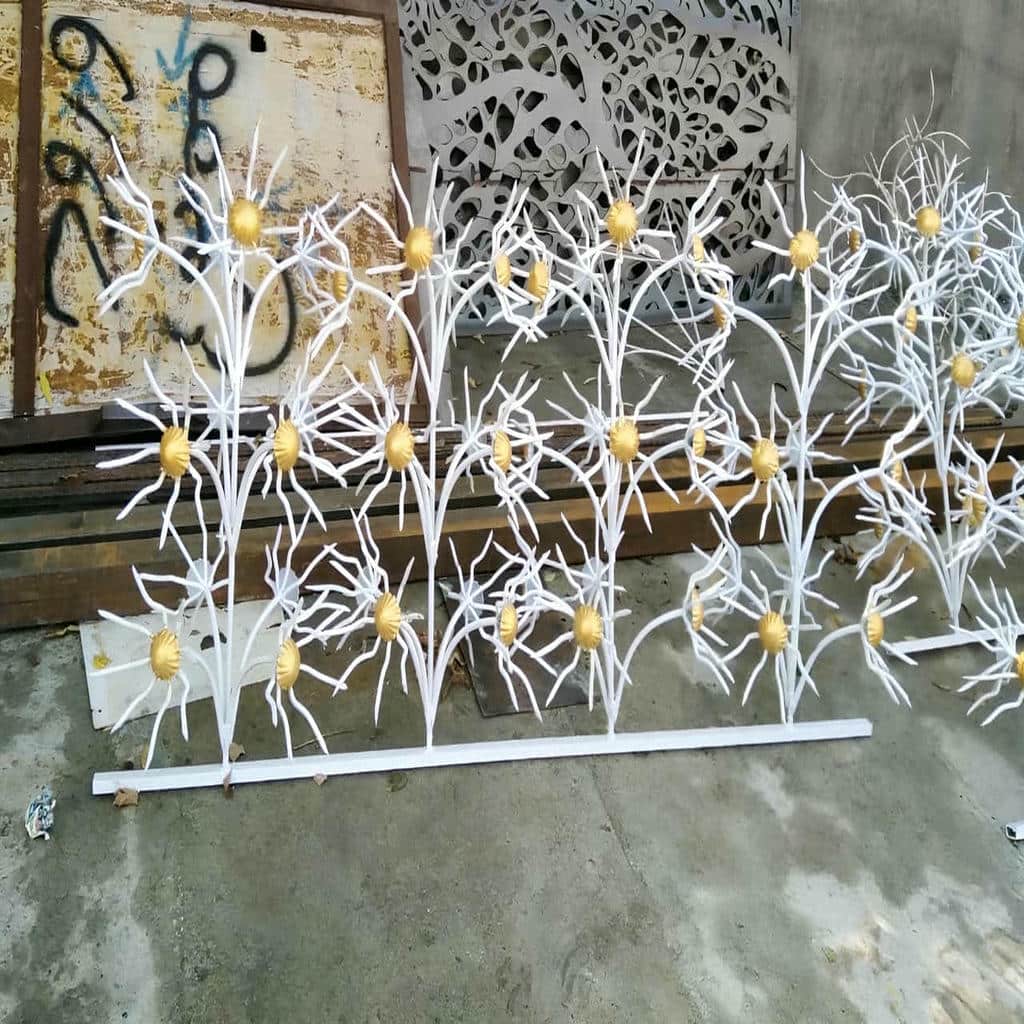 نصب حفاظ شاخ گوزنی دیوار استاندارد در لواسان