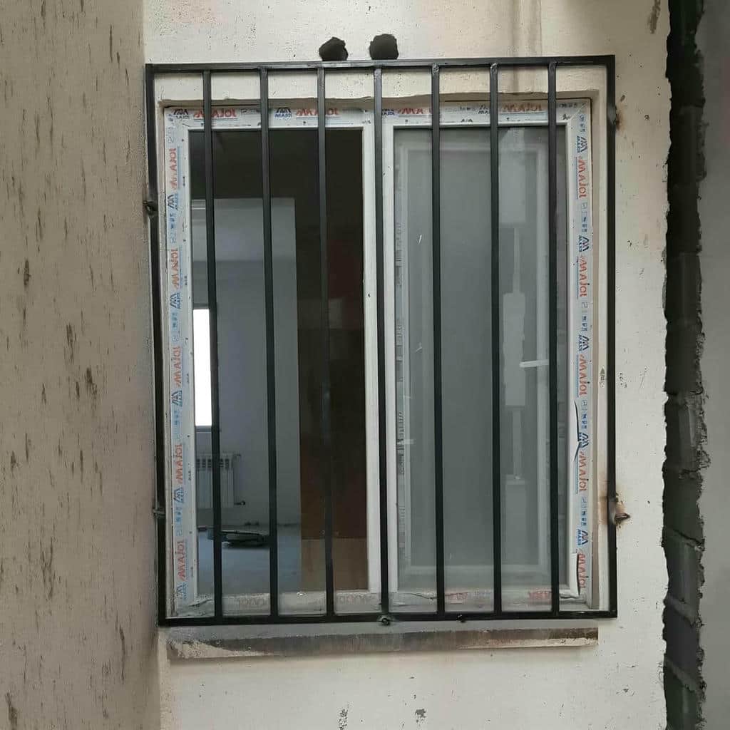 قیمت حفاظ پنجره رنگ کوره ای در همدان