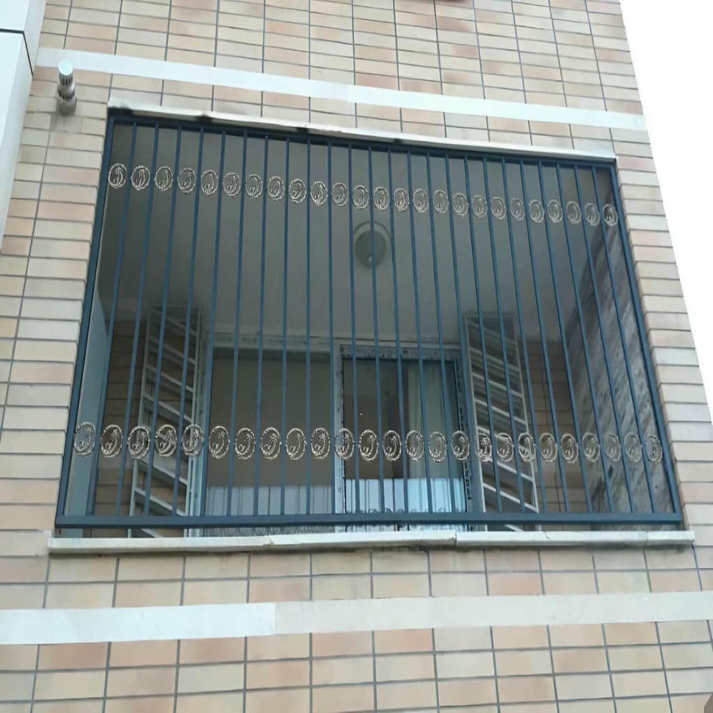 نصب حفاظ پنجره بازشو کاربردی در کاشان