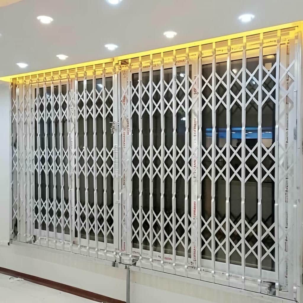 خرید حفاظ پنجره ساده مربعی در یاسوج