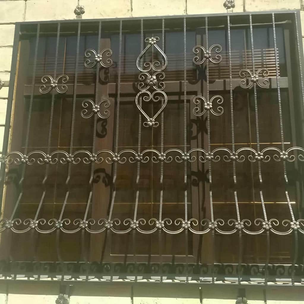 خرید نرده پنجره آهنی تقویت شده در بومهن