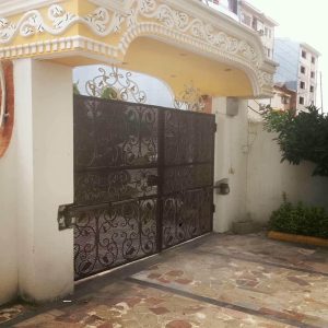 جک درب پارکینگ در نیشابور