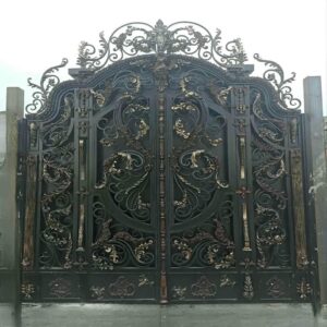 درب حیاط در طالقان