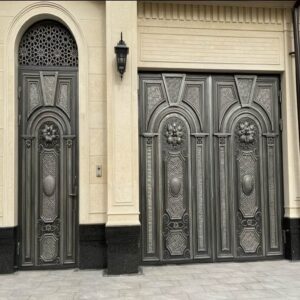 درب حیاط در کرج