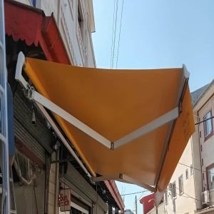 سایبان برقی در ایرانشهر