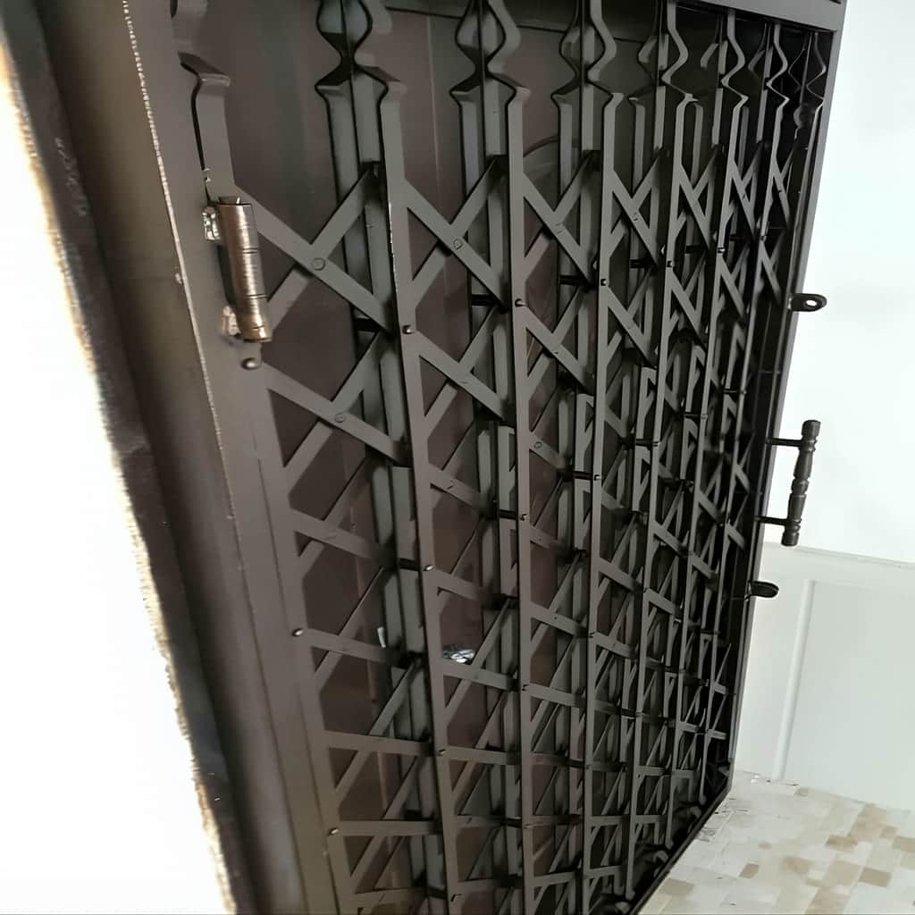مدل حفاظ آکاردئونی دو جداره ورودی