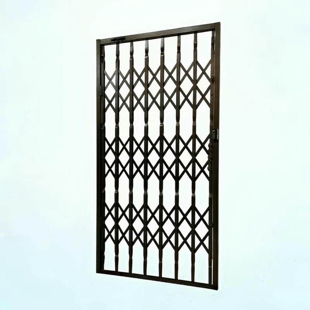 طرح حفاظ آکاردئونی کم جا راهرو