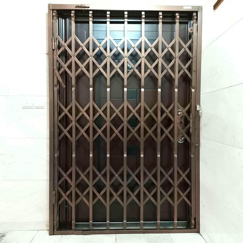سفارش درب آکاردئونی برای واحد اداری با پروفیل فولادی
