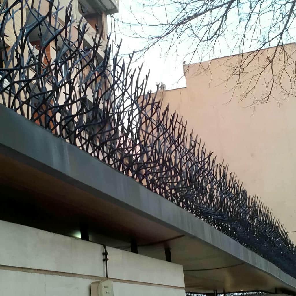حفاظ دیوار مدرن خطی با مدل افقی