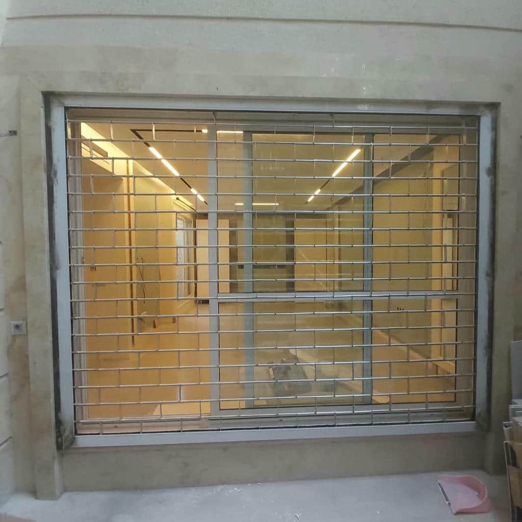 اجرای کرکره برقی صنعتی فولادی برای کارخانه