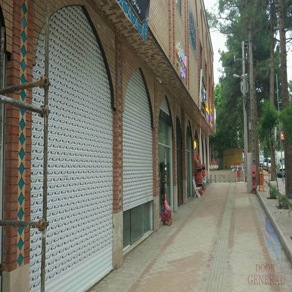 طرح درب کرکره ای مغازه صنعتی
